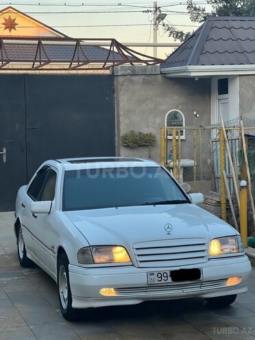 Mercedes C 250 1995, 283,765 km - 2.5 l - Şirvan