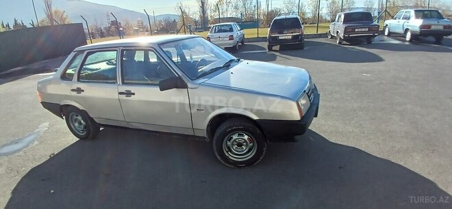 LADA (VAZ) 21099 1996, 300,000 km - 1.5 л - Şəki