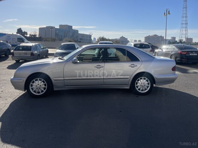 Mercedes E 240 2001, 216,500 km - 2.6 l - Bakı
