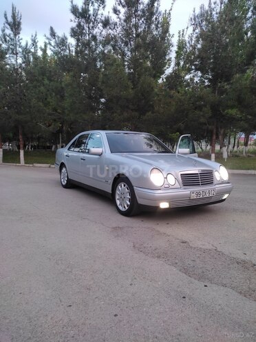 Mercedes E 240 1997, 399,055 km - 2.4 l - Kürdəmir