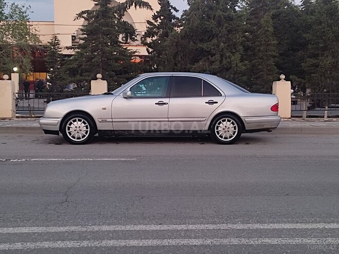 Mercedes E 240 1997, 399,055 km - 2.4 l - Kürdəmir