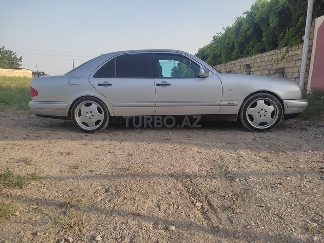 Mercedes E 240 1997, 399,055 km - 2.4 l - Kürdəmir