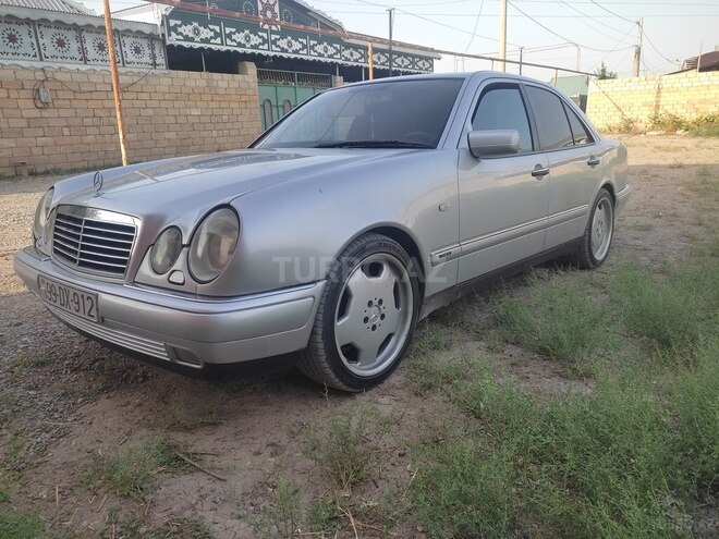 Mercedes E 240 1997, 399,055 km - 2.4 l - Kürdəmir