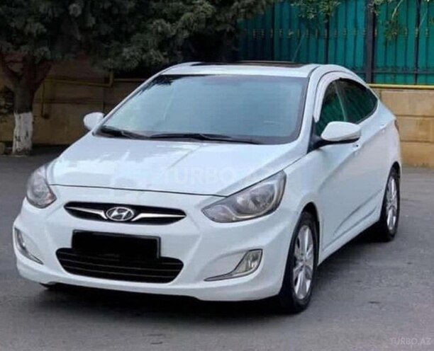 Hyundai Accent 2011, 124,000 km - 1.4 l - Naftalan
