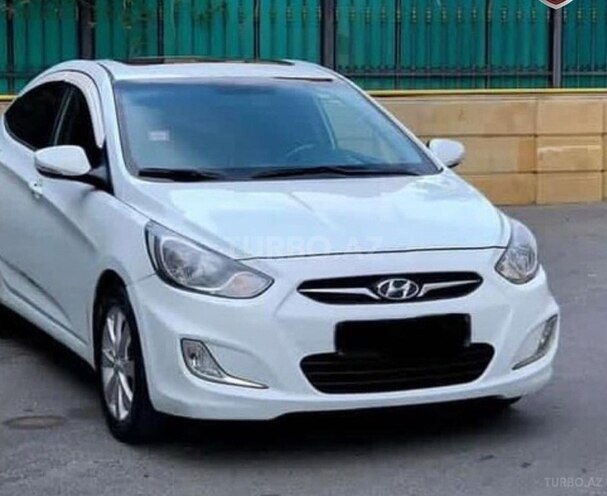 Hyundai Accent 2011, 124,000 km - 1.4 l - Naftalan