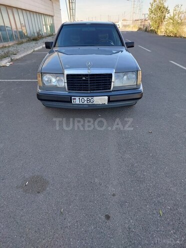 Mercedes E 250 1988, 398,532 km - 2.5 l - Bakı