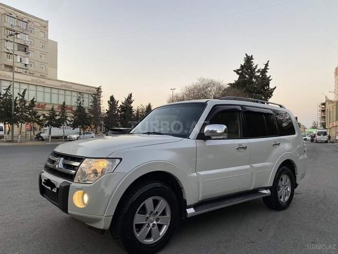 Mitsubishi Pajero 2008, 188,000 km - 3.0 l - Bakı