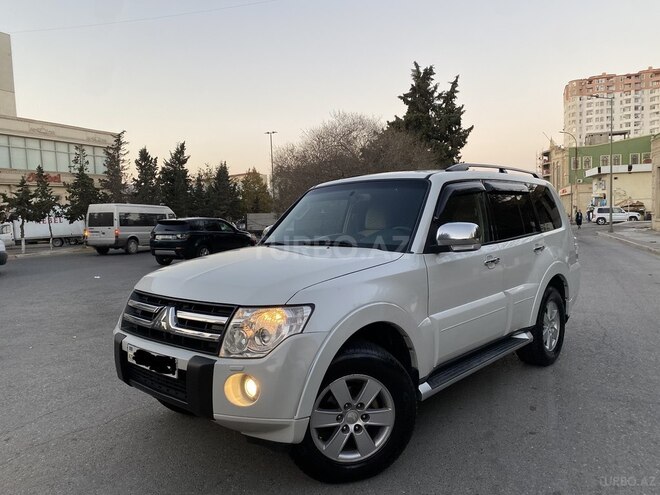 Mitsubishi Pajero 2008, 188,000 km - 3.0 l - Bakı