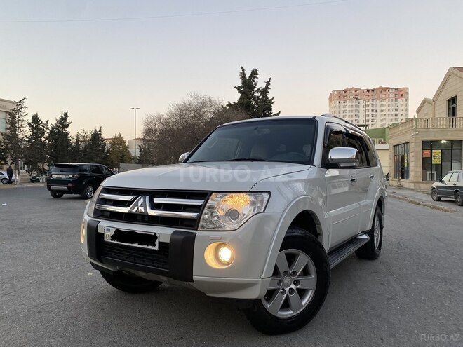 Mitsubishi Pajero 2008, 188,000 km - 3.0 l - Bakı