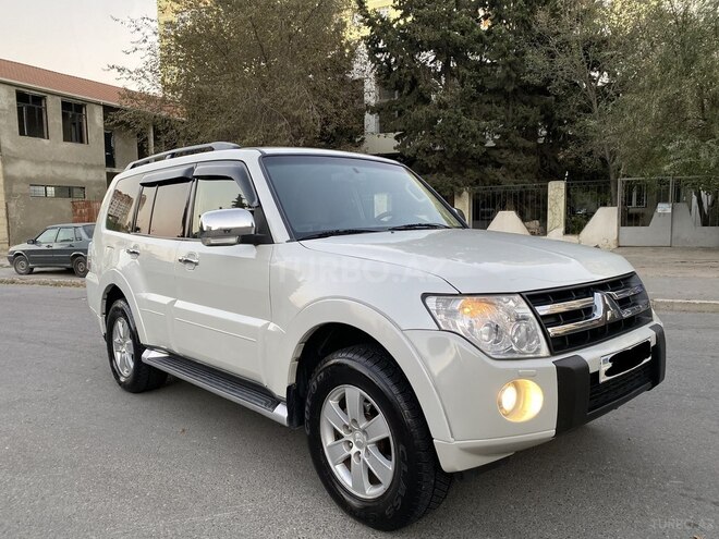 Mitsubishi Pajero 2008, 188,000 km - 3.0 l - Bakı