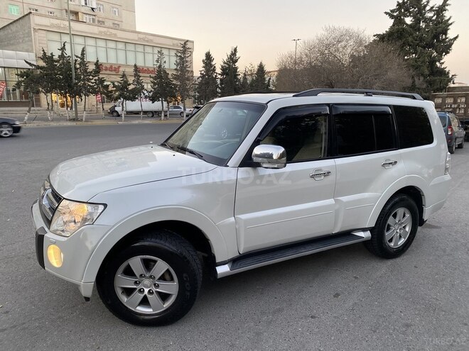 Mitsubishi Pajero 2008, 188,000 km - 3.0 l - Bakı