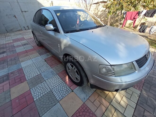 Volkswagen Passat 2000, 256,000 km - 1.8 l - Bərdə