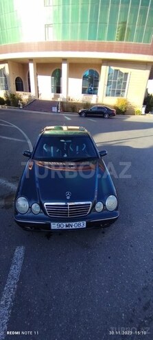Mercedes E 220 2000, 450,000 km - 2.2 л - Bakı