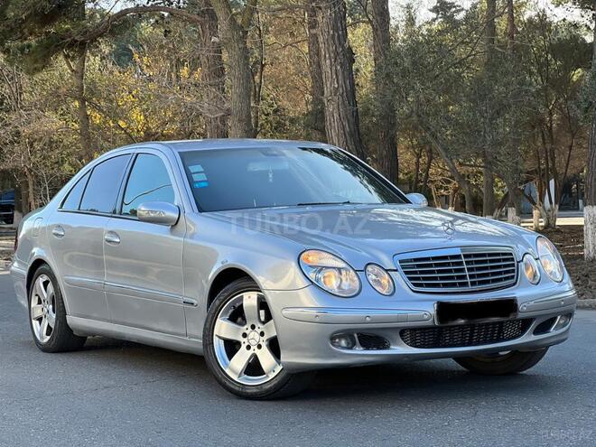 Mercedes E 270 2002, 266,000 km - 2.7 l - Bakı