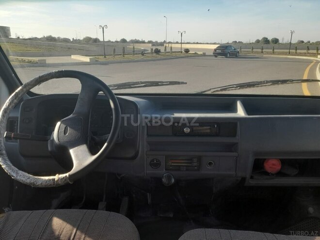 Ford Transit 1988, 950,000 km - 2.5 l - Neftçala