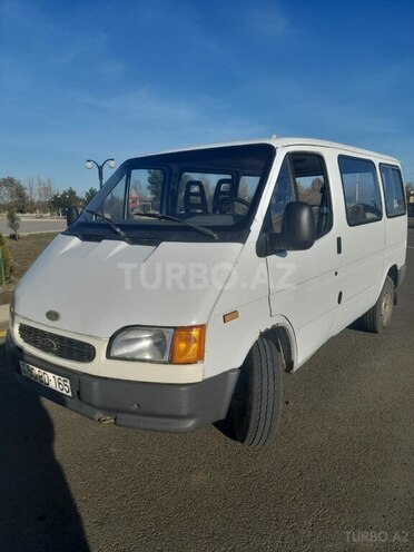 Ford Transit 1988, 950,000 km - 2.5 l - Neftçala