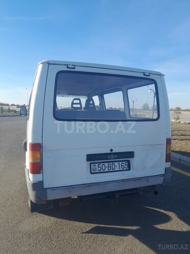 Ford Transit 1988, 950,000 km - 2.5 l - Neftçala