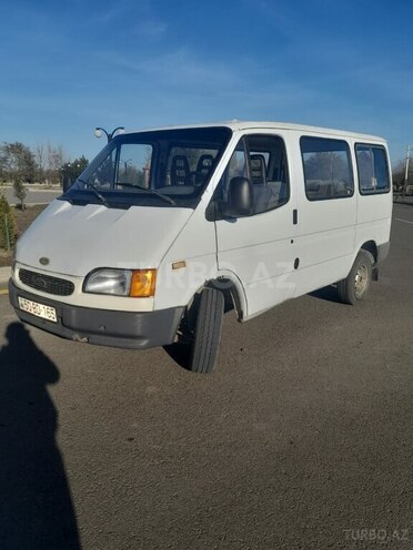 Ford Transit 1988, 950,000 km - 2.5 l - Neftçala