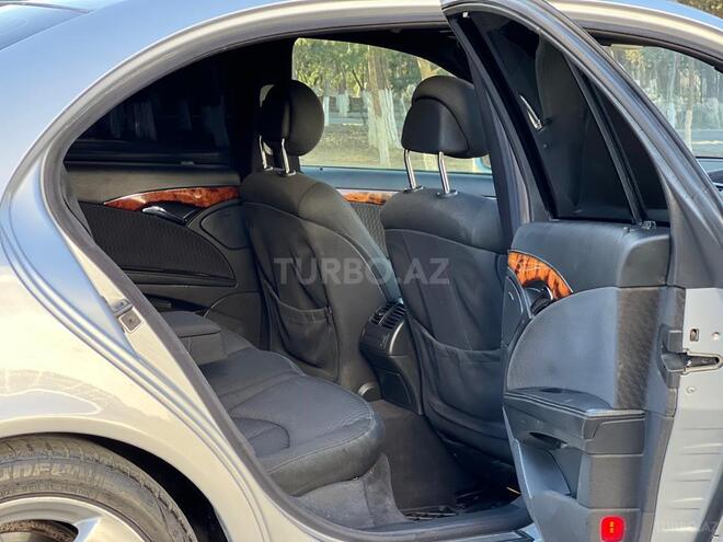 Mercedes E 270 2002, 266,000 km - 2.7 l - Bakı