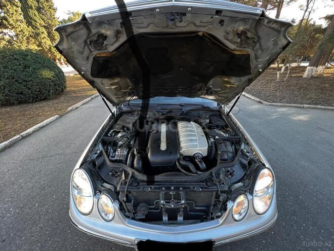 Mercedes E 270 2002, 266,000 km - 2.7 l - Bakı
