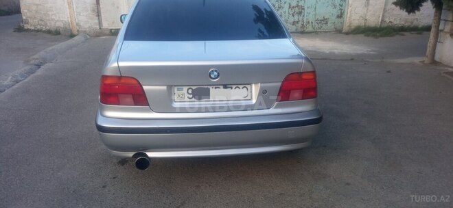 BMW 528 1999, 208,000 km - 2.8 l - Bakı