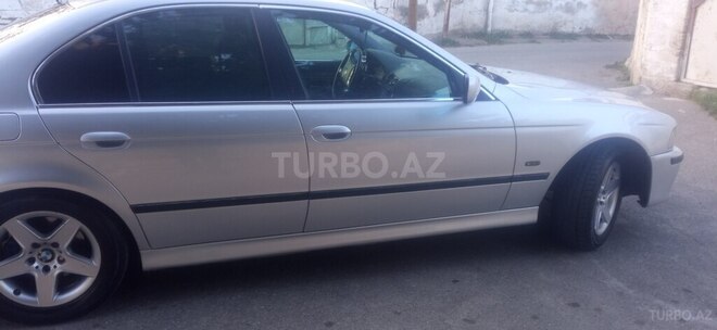 BMW 528 1999, 208,000 km - 2.8 l - Bakı