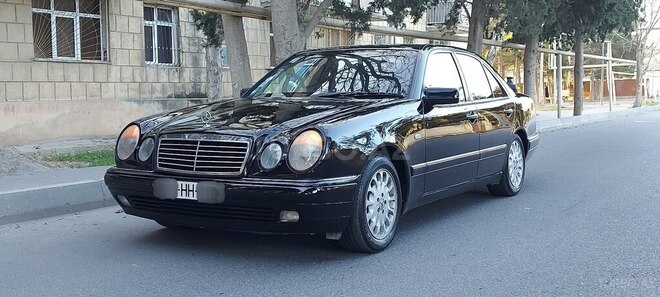 Mercedes E 200 1997, 389,000 km - 2.0 l - Bakı