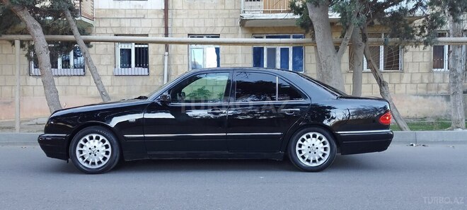 Mercedes E 200 1997, 389,000 km - 2.0 l - Bakı