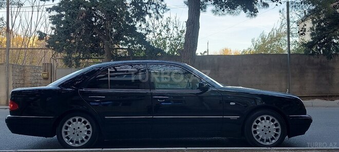 Mercedes E 200 1997, 389,000 km - 2.0 l - Bakı