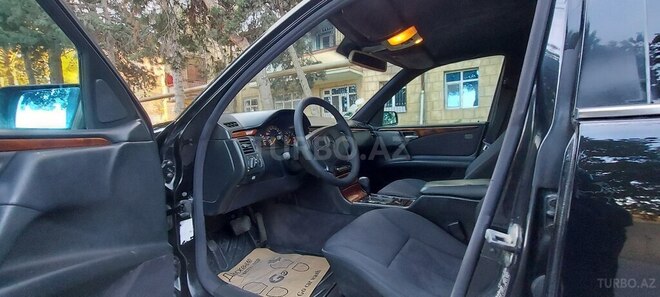 Mercedes E 200 1997, 389,000 km - 2.0 l - Bakı