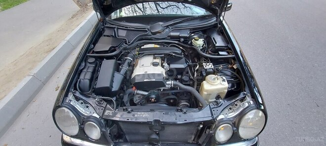 Mercedes E 200 1997, 389,000 km - 2.0 l - Bakı