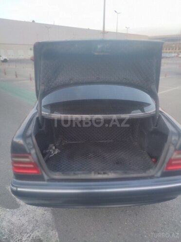 Mercedes E 230 1996, 355,482 km - 2.3 l - Bakı