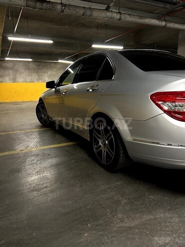 Mercedes C 220 2007, 329,800 km - 2.2 l - Bakı