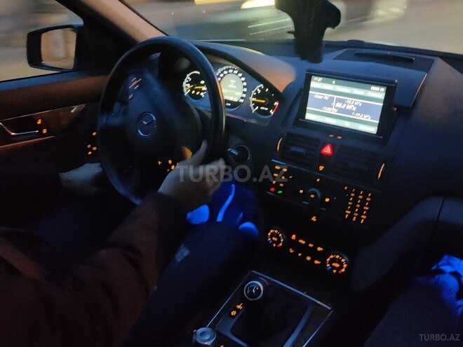 Mercedes C 220 2007, 329,800 km - 2.2 l - Bakı