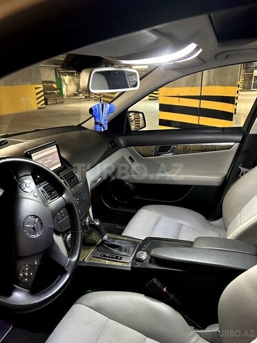 Mercedes C 220 2007, 329,800 km - 2.2 l - Bakı