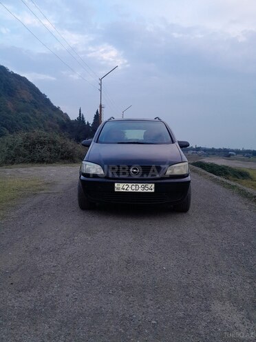 Opel Zafira 2000, 312,234 km - 2.0 l - Lerik