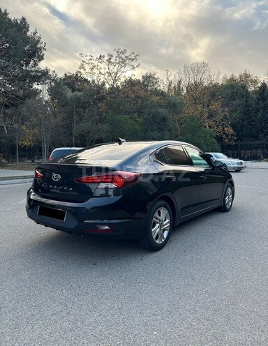 Hyundai Elantra 2018, 156,000 km - 2.0 l - Bakı