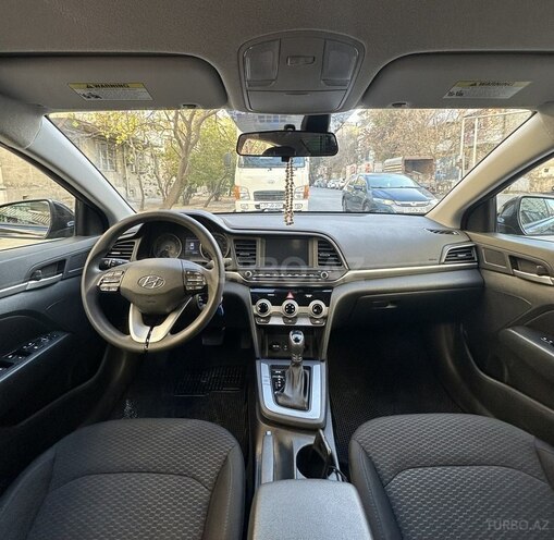 Hyundai Elantra 2018, 156,000 km - 2.0 l - Bakı