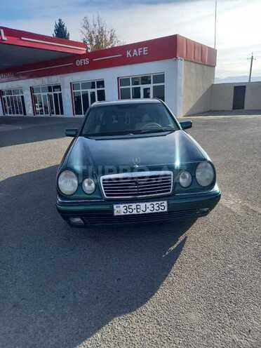 Mercedes E 230 1997, 420,000 km - 2.3 l - Qazax