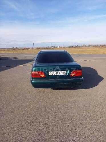 Mercedes E 230 1997, 420,000 km - 2.3 l - Qazax