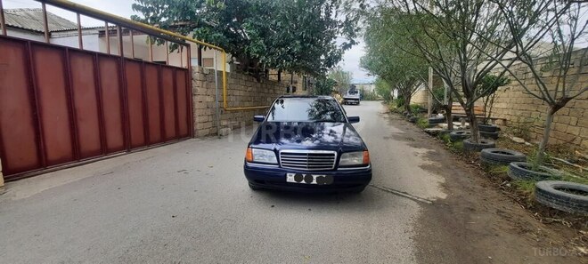 Mercedes C 180 1995, 286,470 km - 1.8 l - Bakı