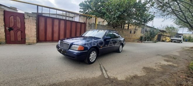 Mercedes C 180 1995, 286,470 km - 1.8 l - Bakı