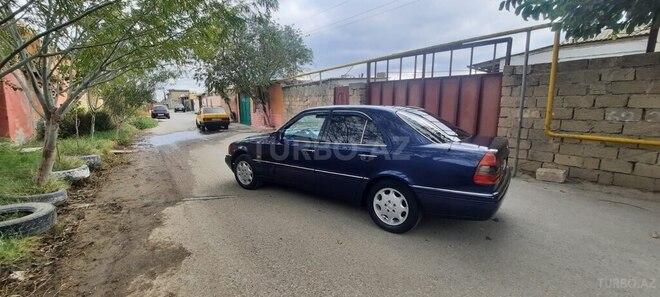 Mercedes C 180 1995, 286,470 km - 1.8 l - Bakı