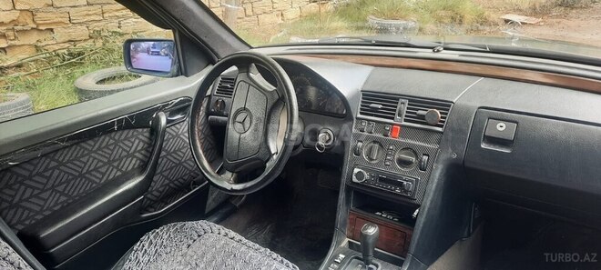 Mercedes C 180 1995, 286,470 km - 1.8 l - Bakı
