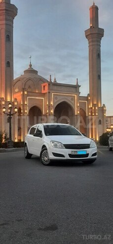 Opel Astra 2009, 196,000 km - 1.4 l - Bakı