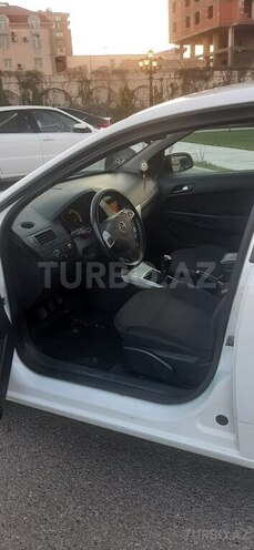 Opel Astra 2009, 196,000 km - 1.4 l - Bakı