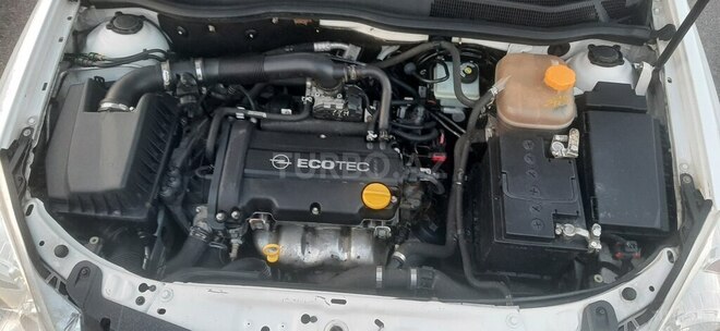 Opel Astra 2009, 196,000 km - 1.4 l - Bakı