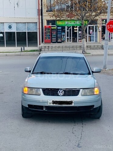 Volkswagen Passat 1999, 156,500 km - 1.8 l - Gəncə