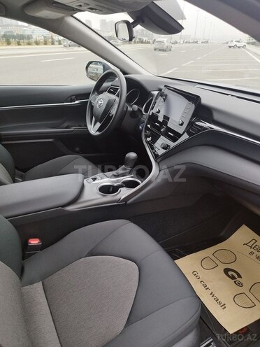 Toyota Camry 2022, 31,600 km - 2.5 l - Bakı