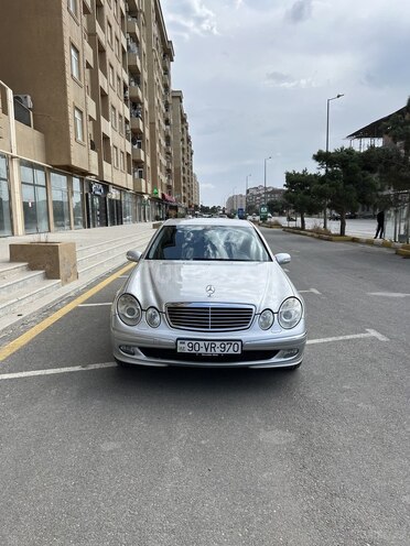 Mercedes E 220 2005, 330,000 km - 2.2 л - Bakı